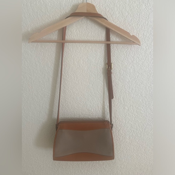 Dooney & Bourke Vintage 80s Shoulder Crossbody Leather Bag - Picture 4 of 13